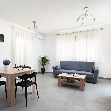 Apartament Tulipa Yefira